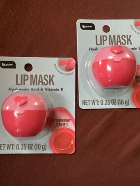 b.pure lip masks bundle New strawberry scented
